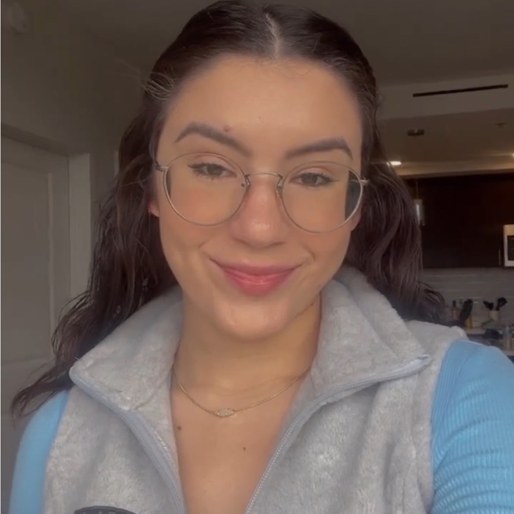 Meet your Posher, Kaitlyn